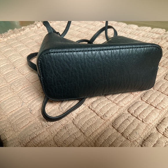 NWOT Calvin Klein Gabrianna Mini Bubble Lamb Bag in Black - Picture 4 of 11